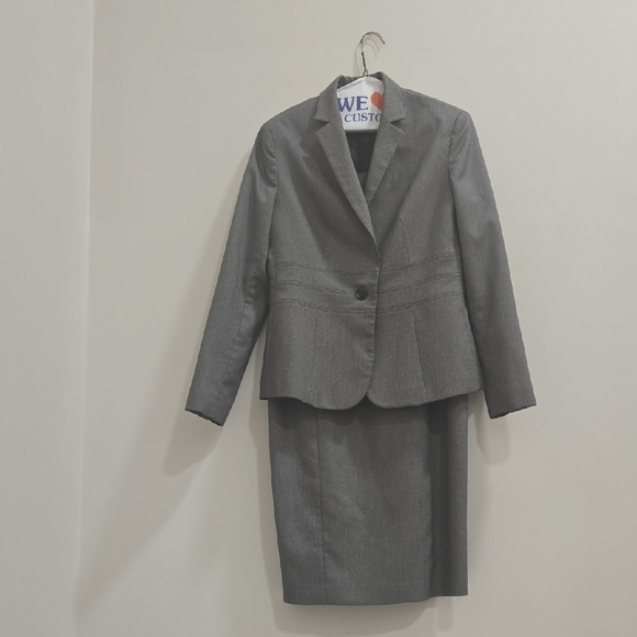 Jones New York Jackets & Blazers - Jones New York Gray Blazer Professional Business Attire